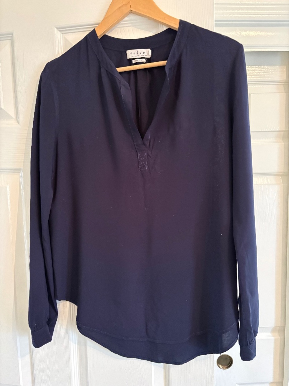 Velvet by Graham & Spencer LS Blouse